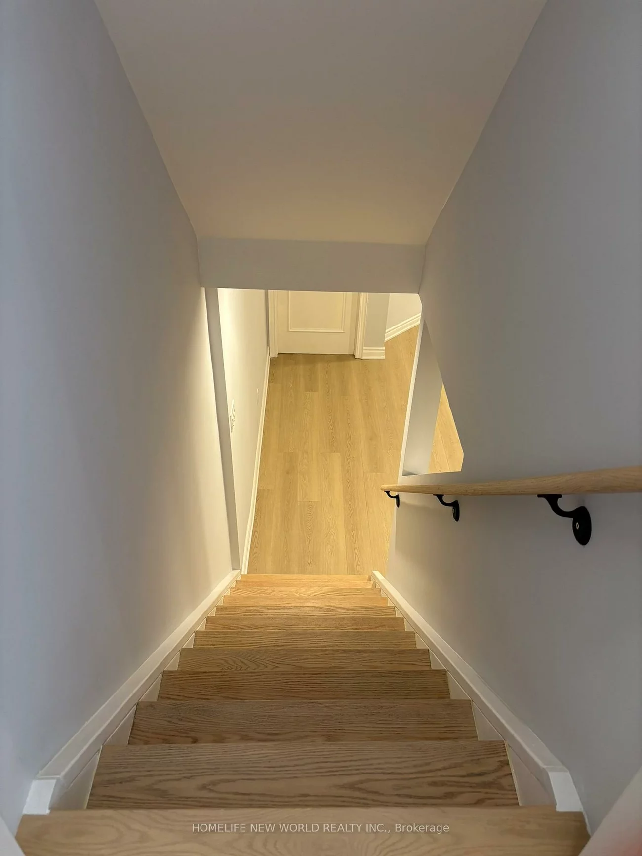 2336, Bur Oak, Greensborough, Markham