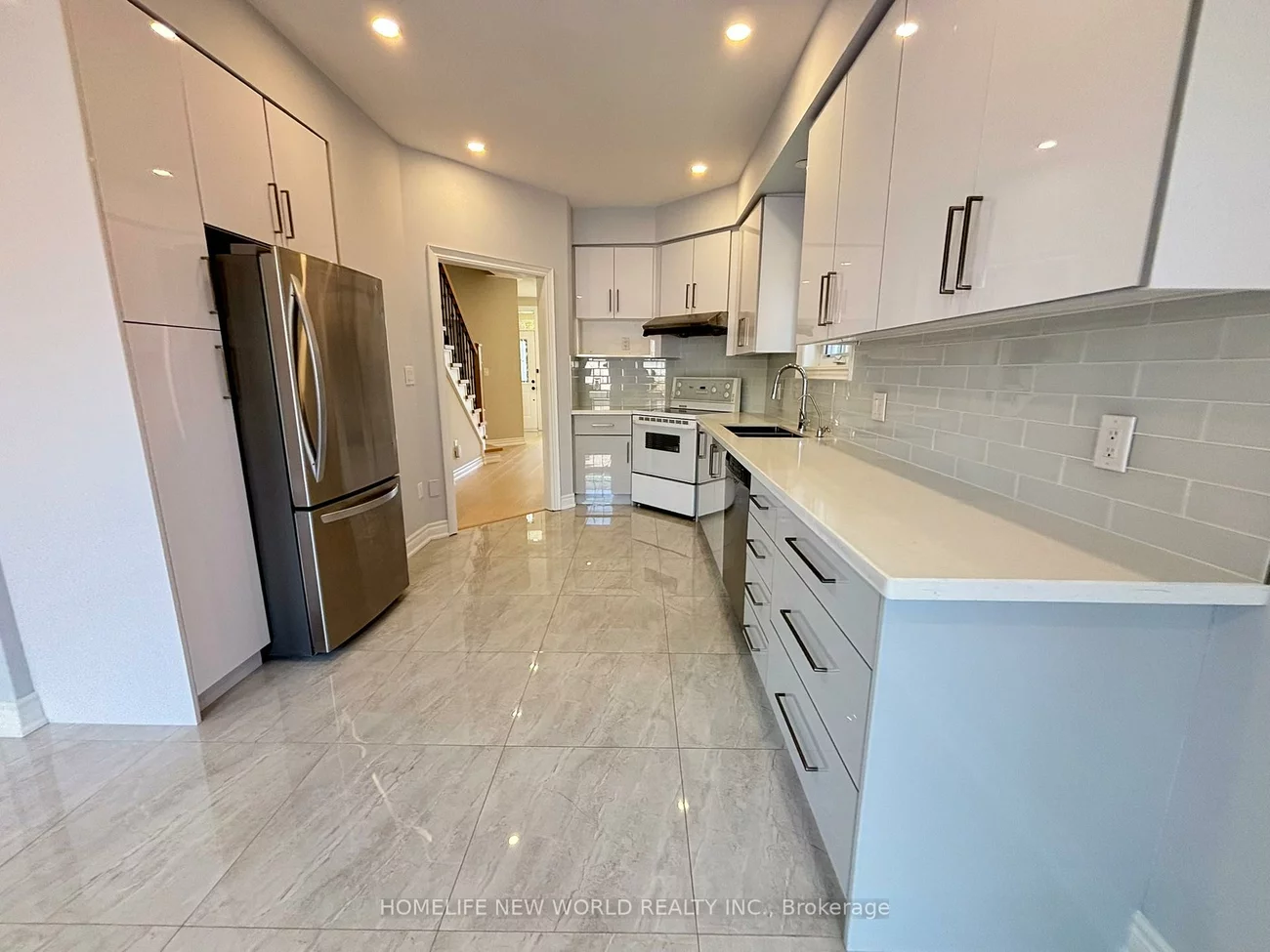 2336, Bur Oak, Greensborough, Markham