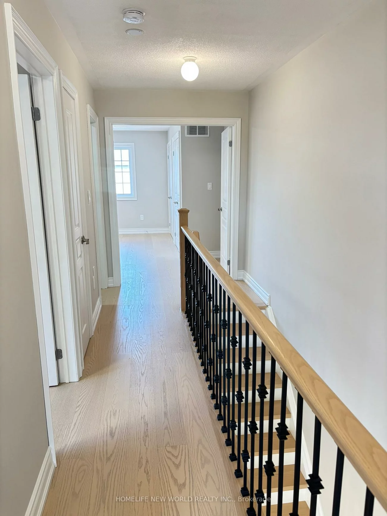 2336, Bur Oak, Greensborough, Markham