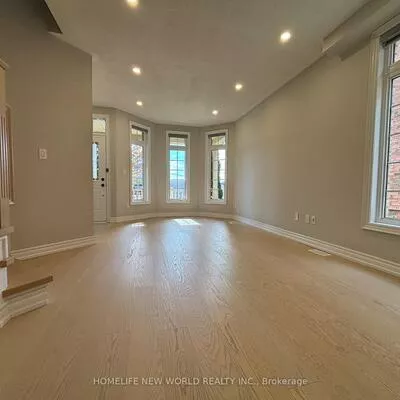 2336, Bur Oak, Greensborough, Markham