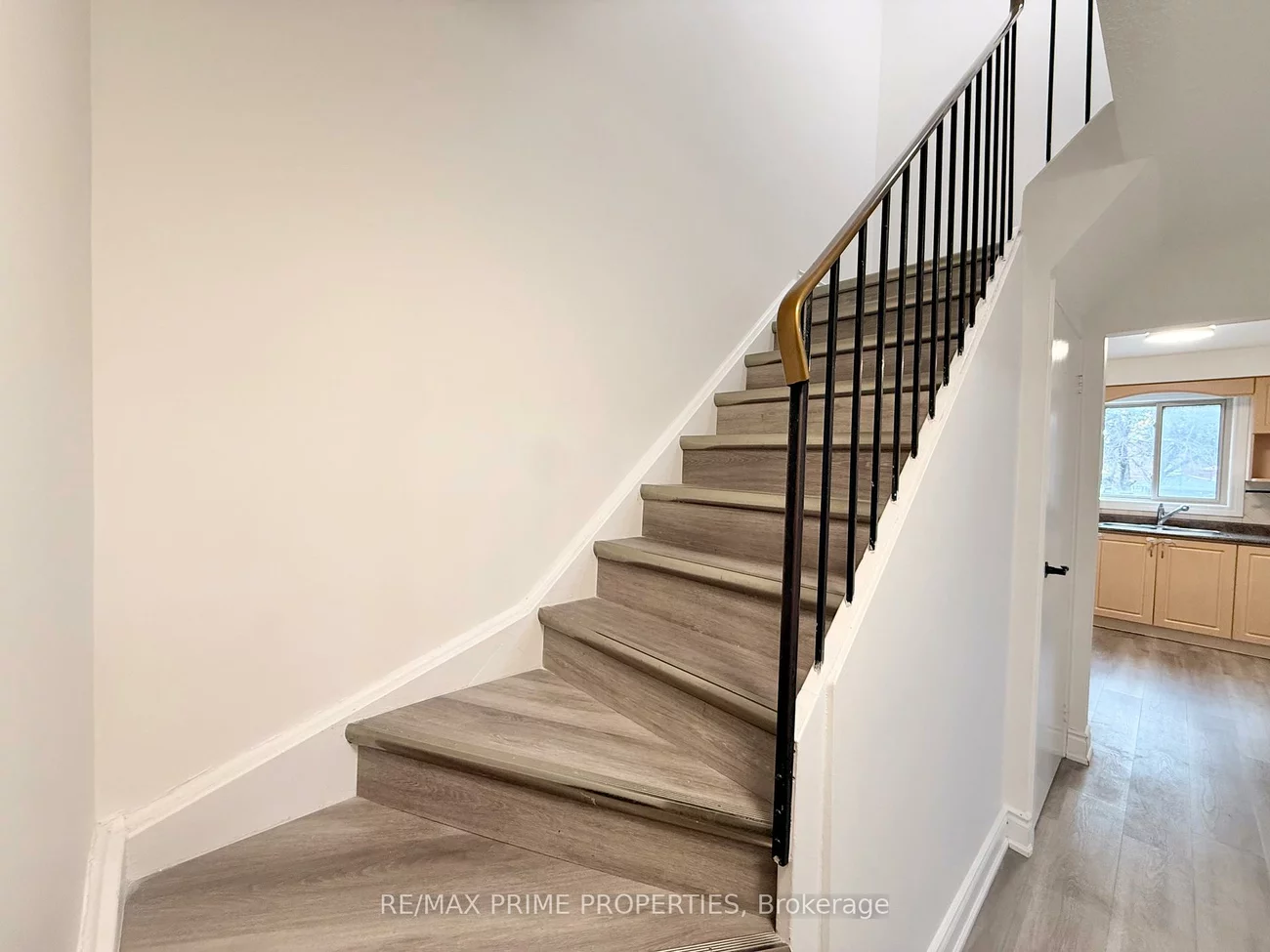 17, Debden, Milliken Mills East, Markham