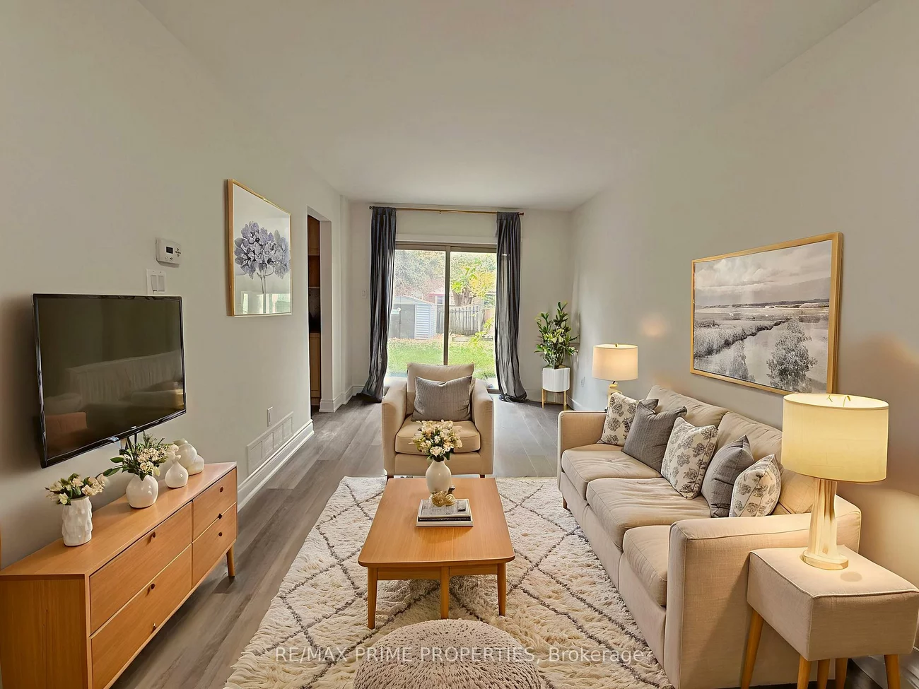 17, Debden, Milliken Mills East, Markham