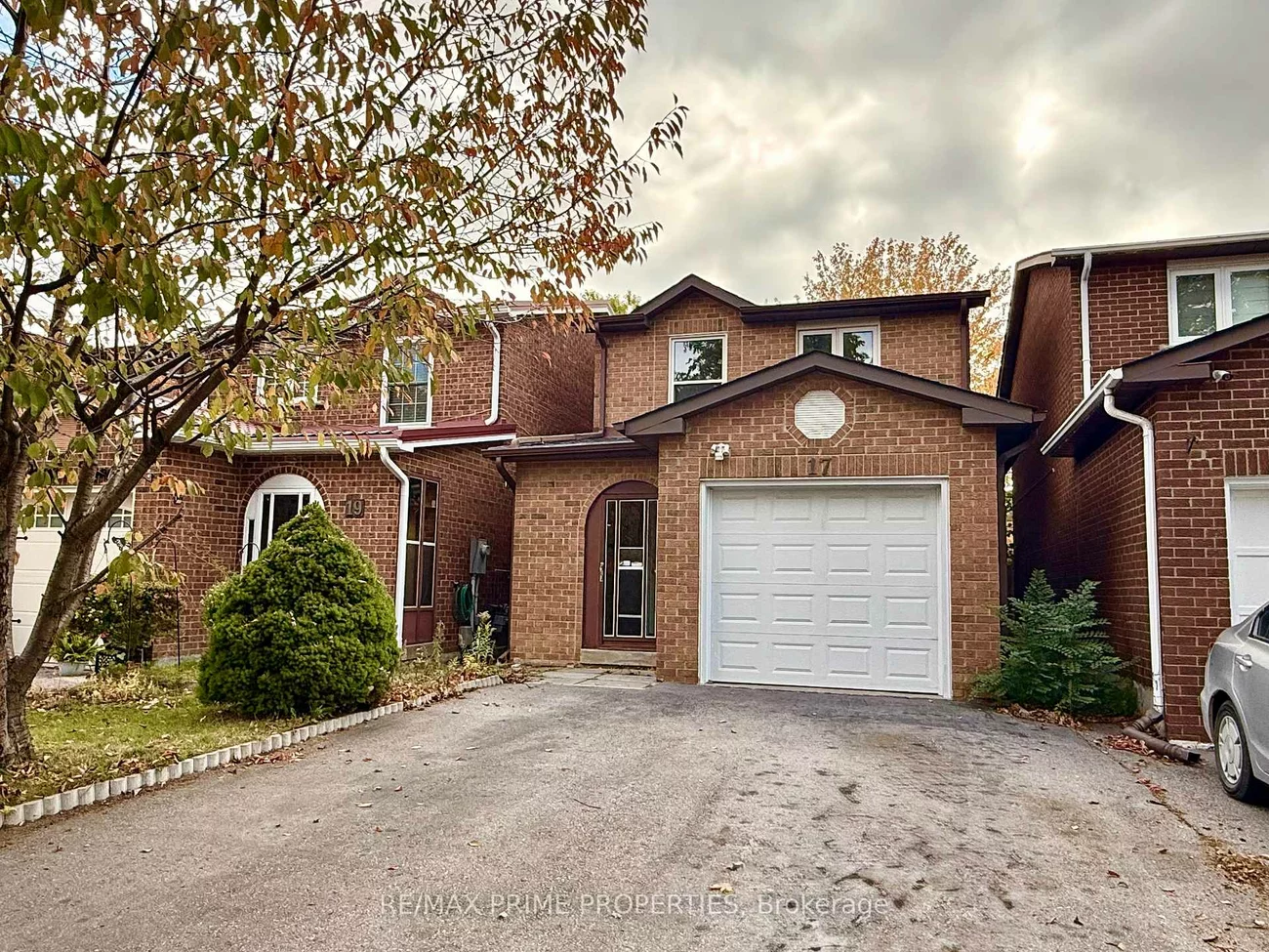 17, Debden, Milliken Mills East, Markham