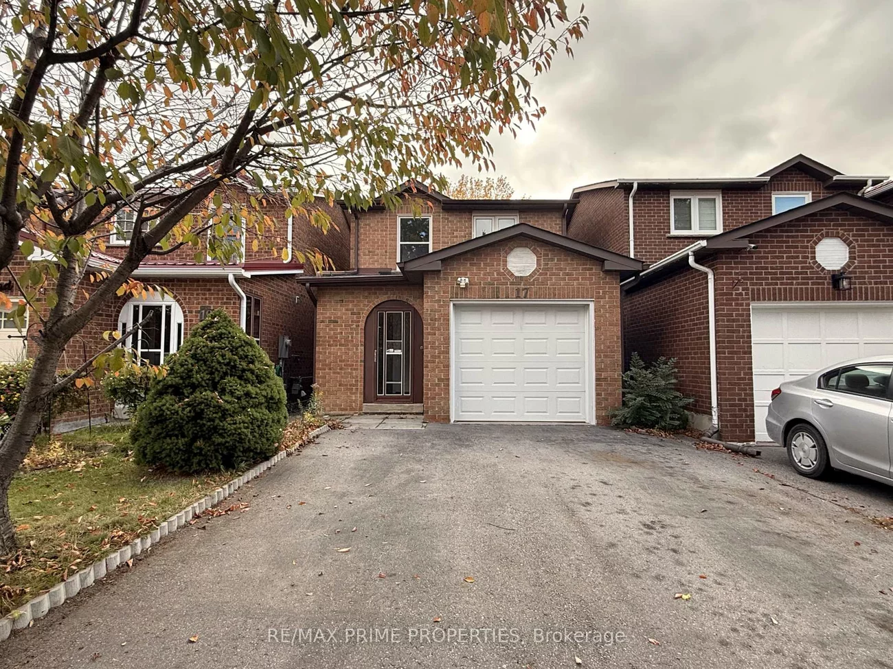 17, Debden, Milliken Mills East, Markham