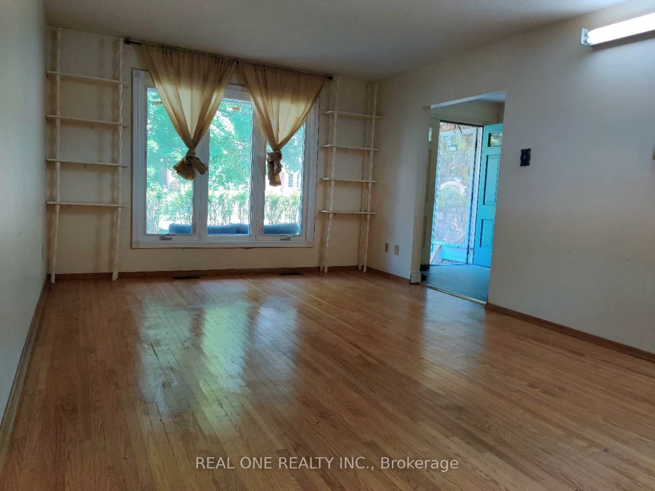 93, Southdale, Bullock, Markham