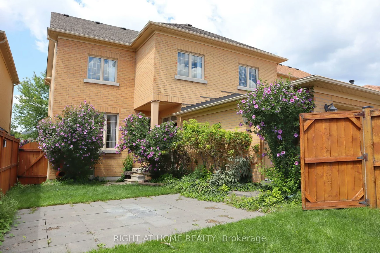 27, Bonheur, Cathedraltown, Markham