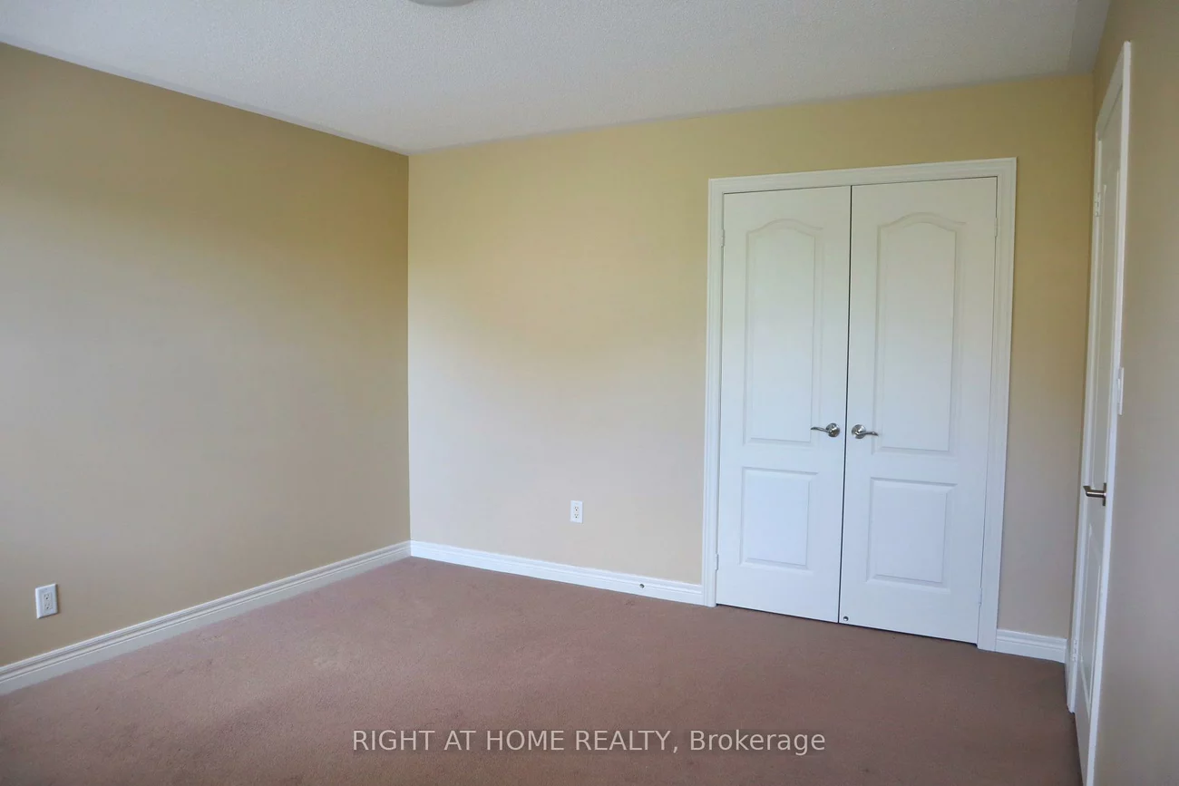 27, Bonheur, Cathedraltown, Markham