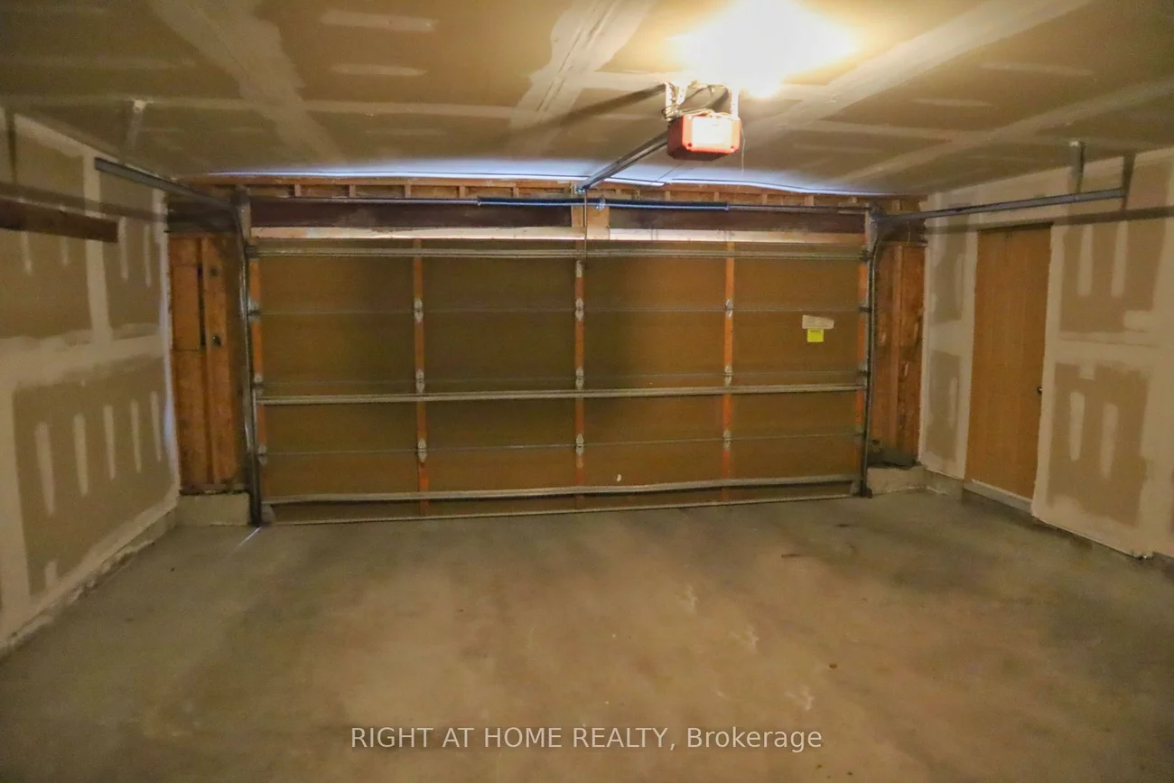 27, Bonheur, Cathedraltown, Markham