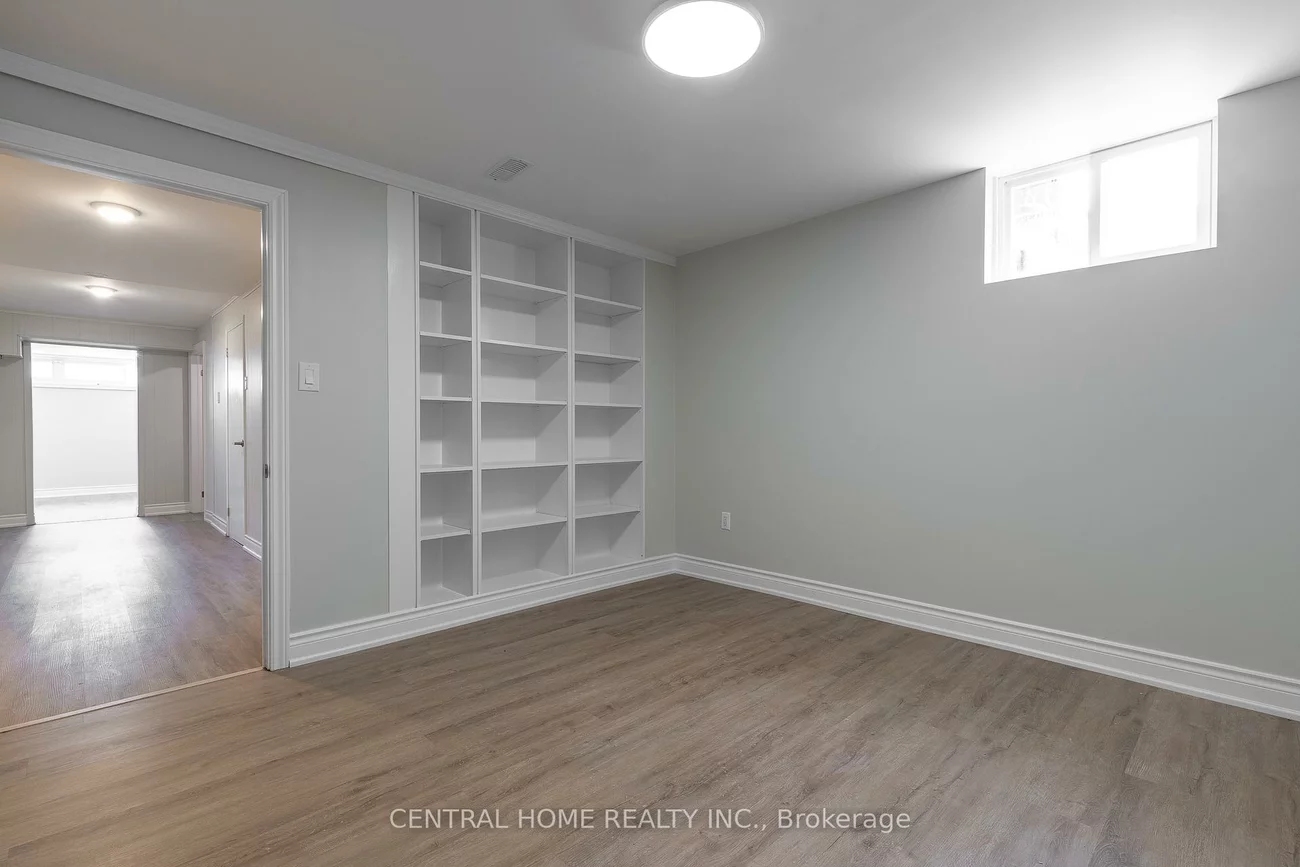 17, Alanadale, Bullock, Markham