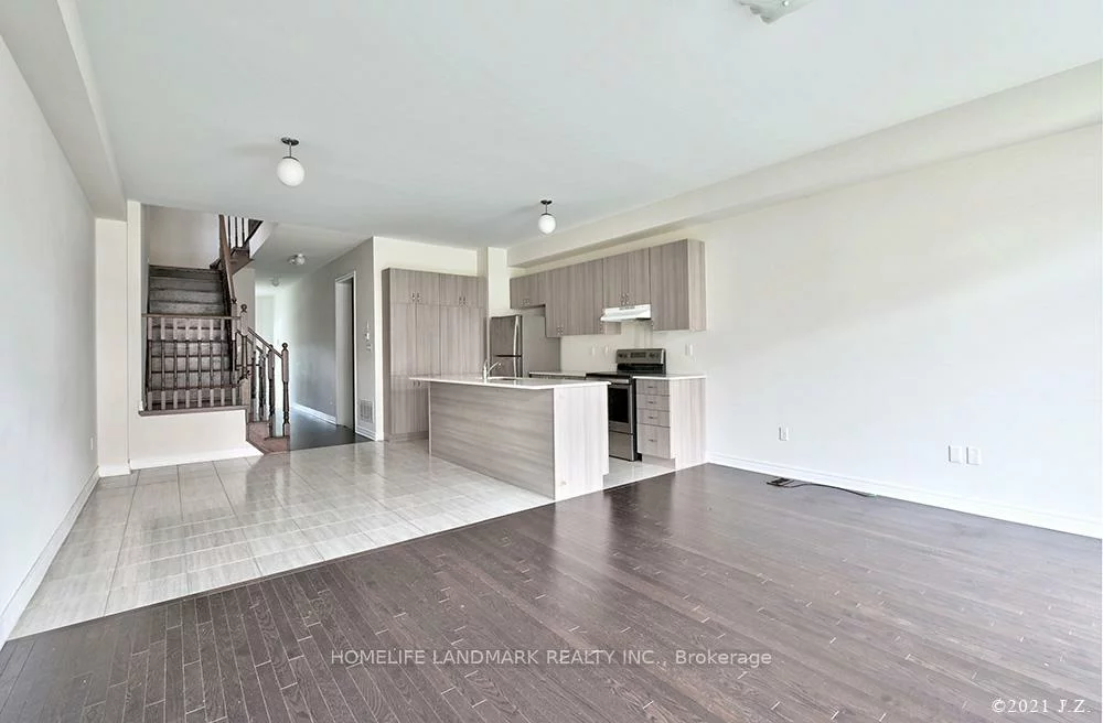 28, Titan, Cedarwood, Markham