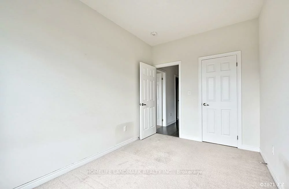 28, Titan, Cedarwood, Markham