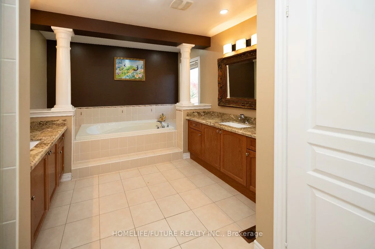 32, Collingham, Box Grove, Markham