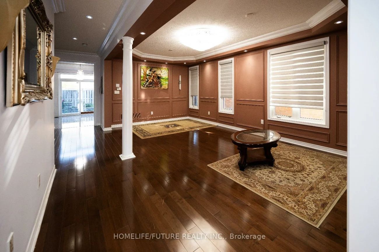 32, Collingham, Box Grove, Markham