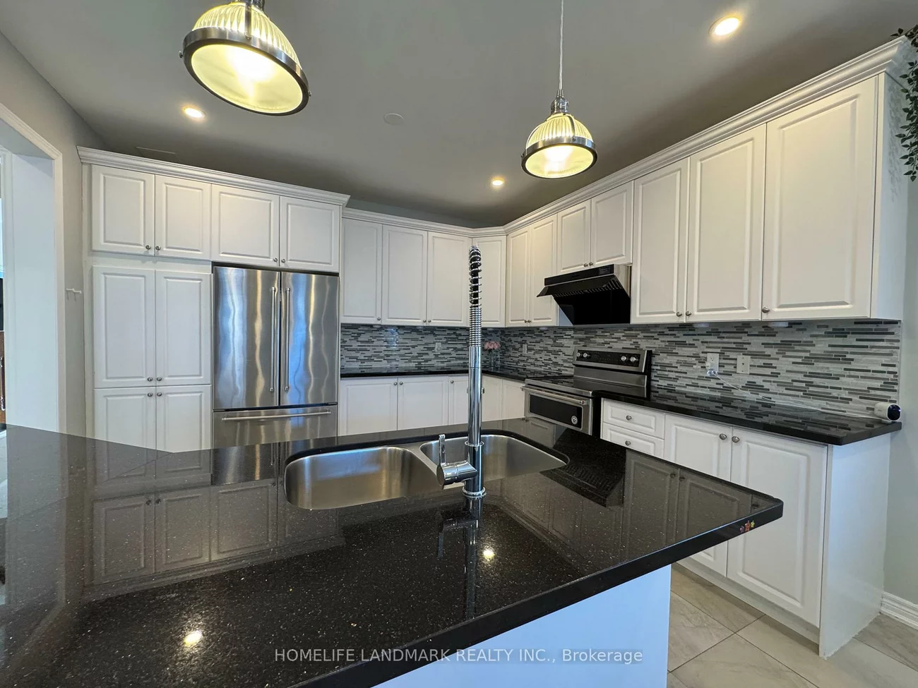 13, Woodway, Cornell, Markham