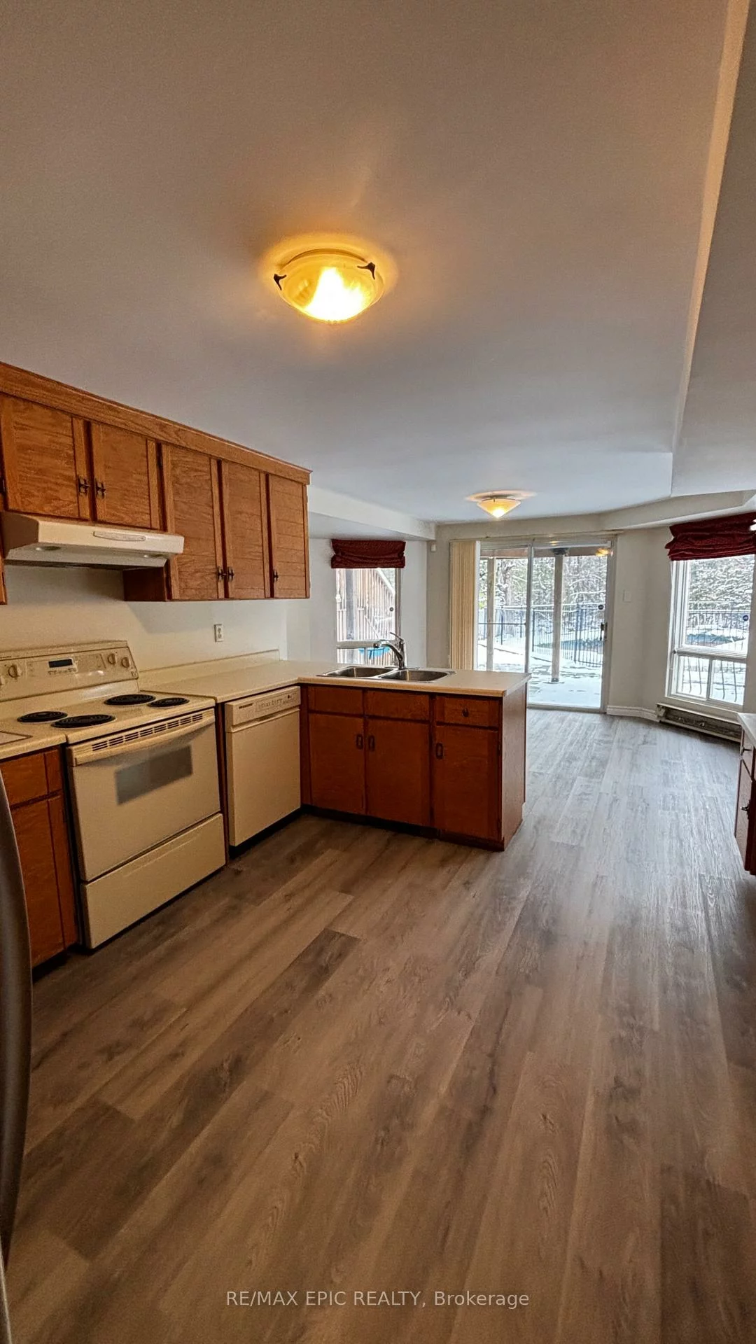 24, Cairns, Raymerville, Markham