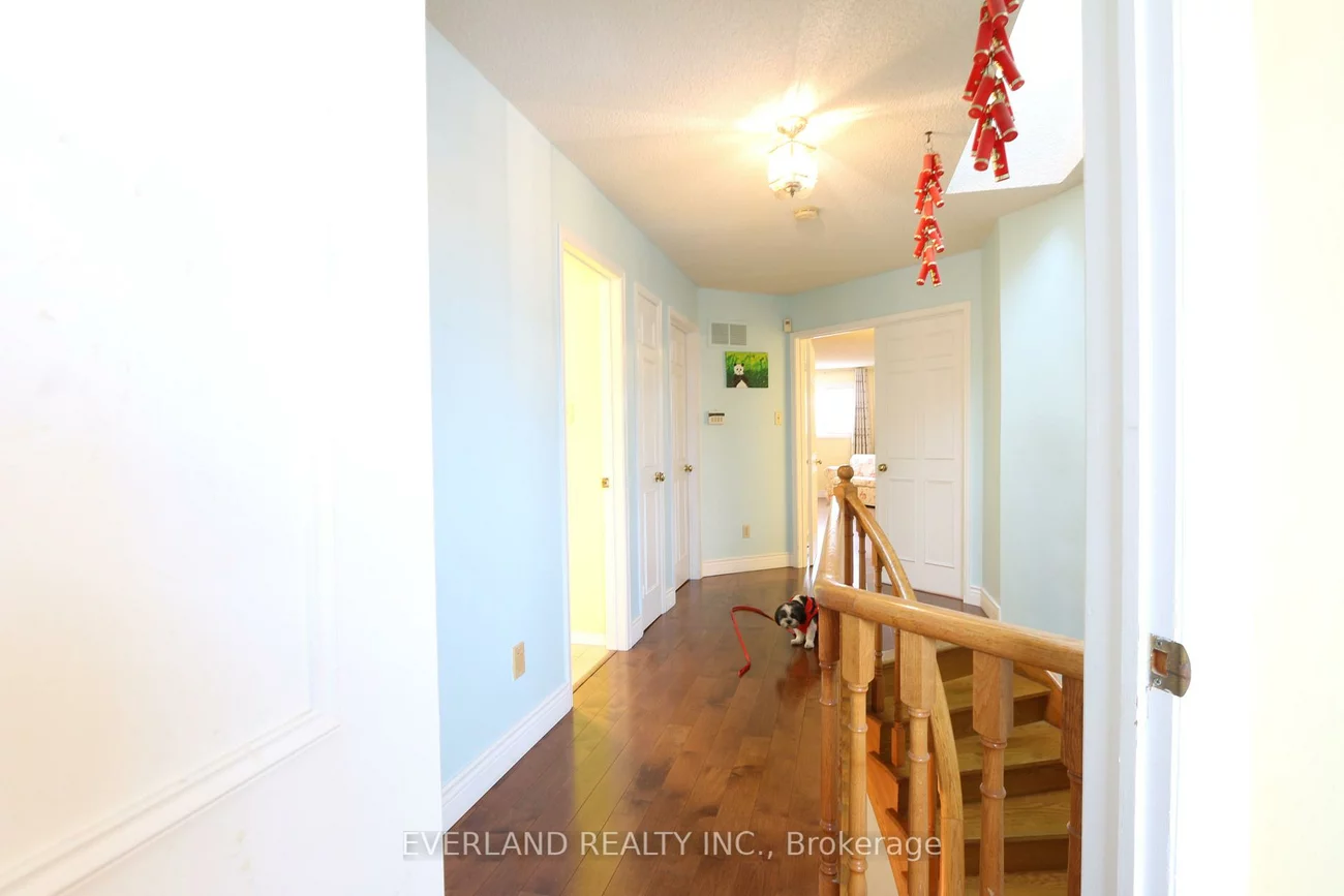 28, Bauer, Unionville, Markham