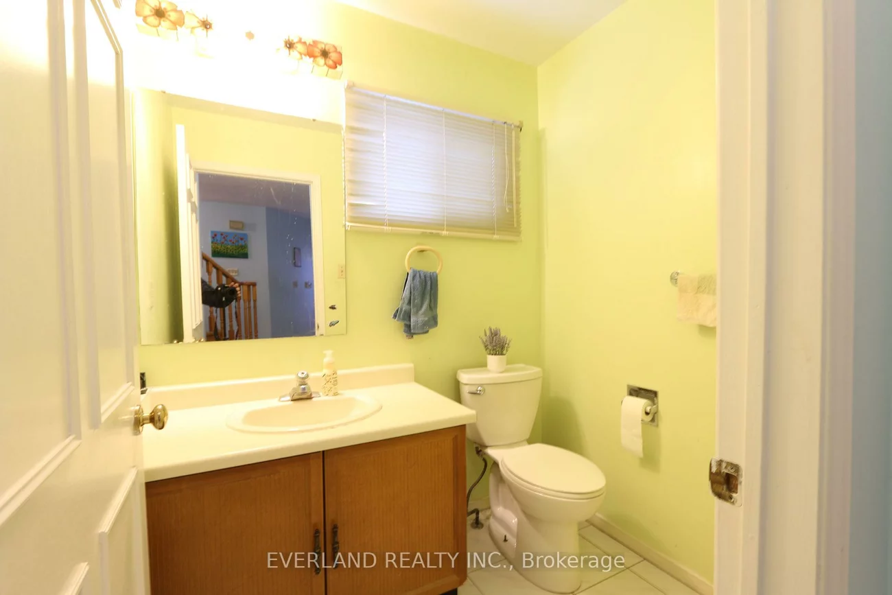 28, Bauer, Unionville, Markham