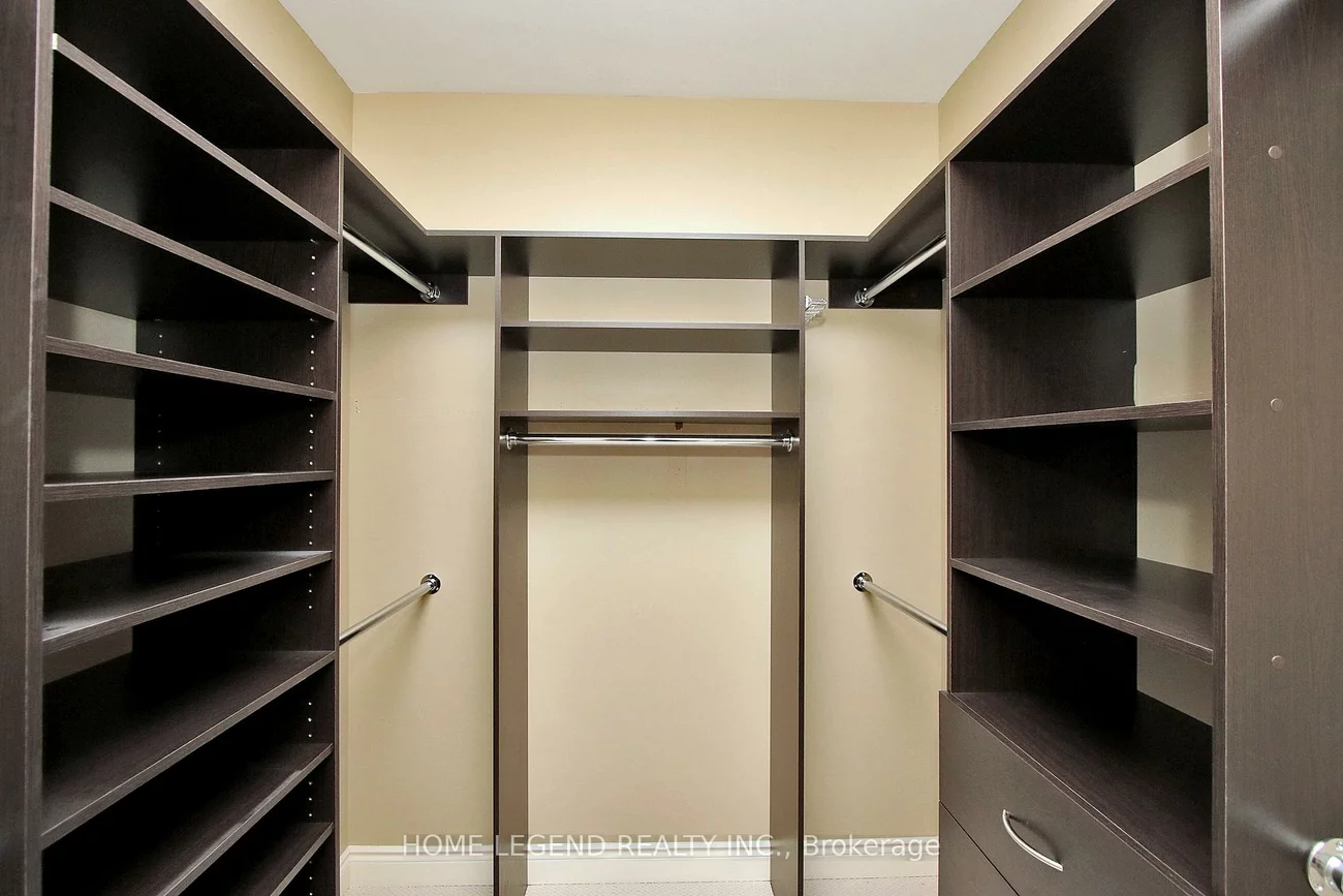 25, Bracknell, Berczy, Markham