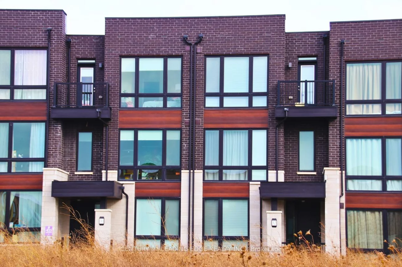 30, Hammersmith, Victoria Square, Markham