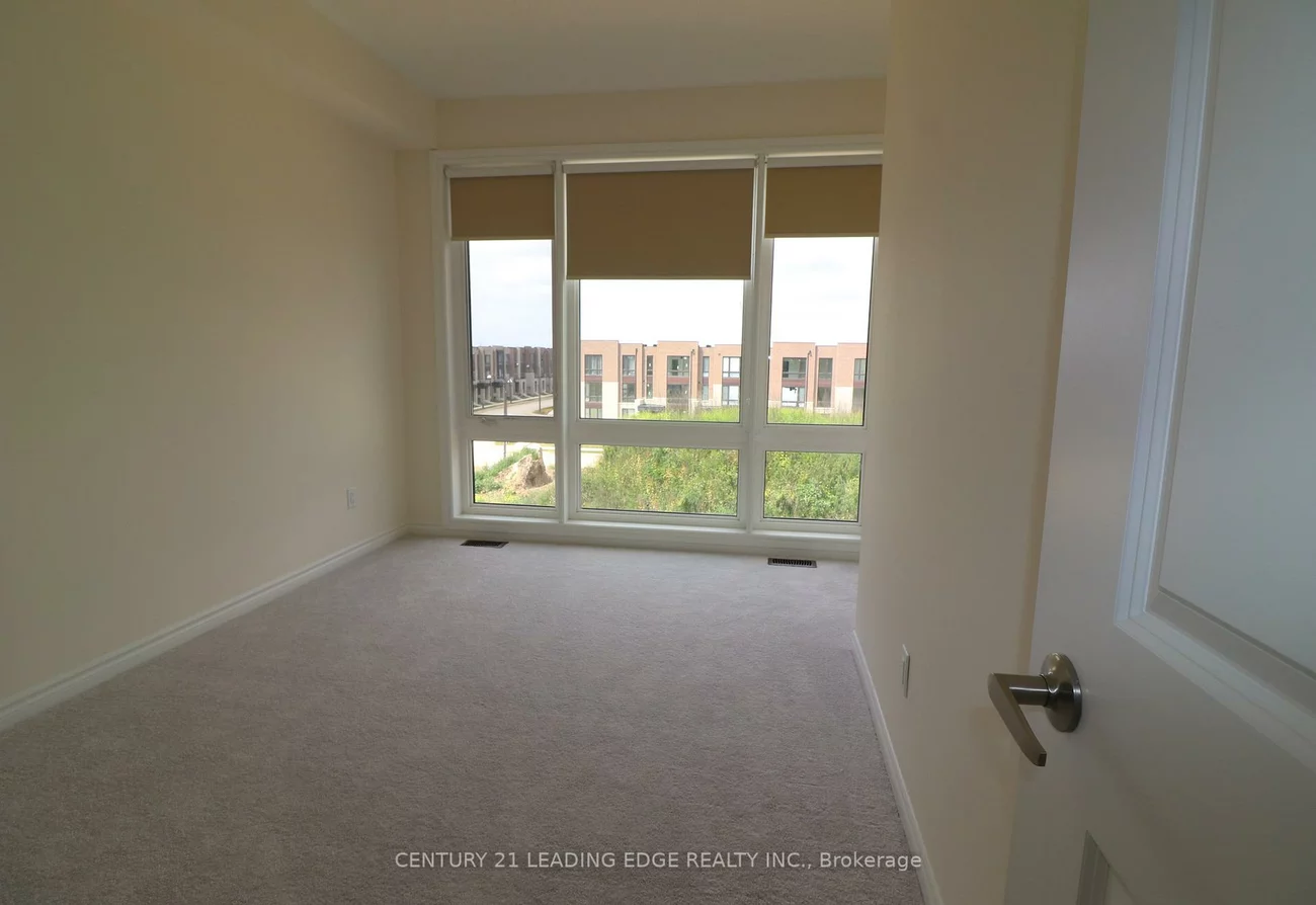 30, Hammersmith, Victoria Square, Markham