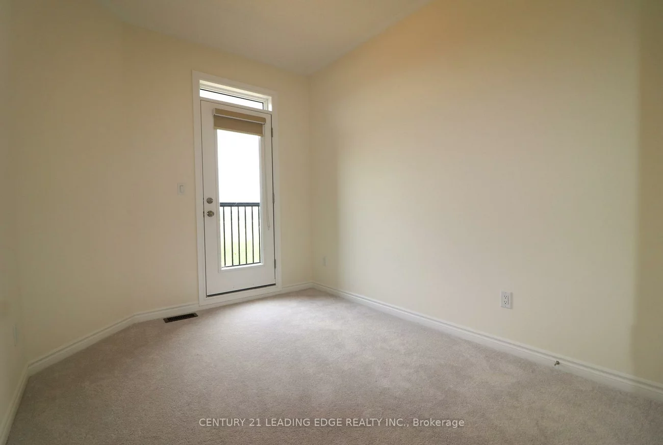 30, Hammersmith, Victoria Square, Markham