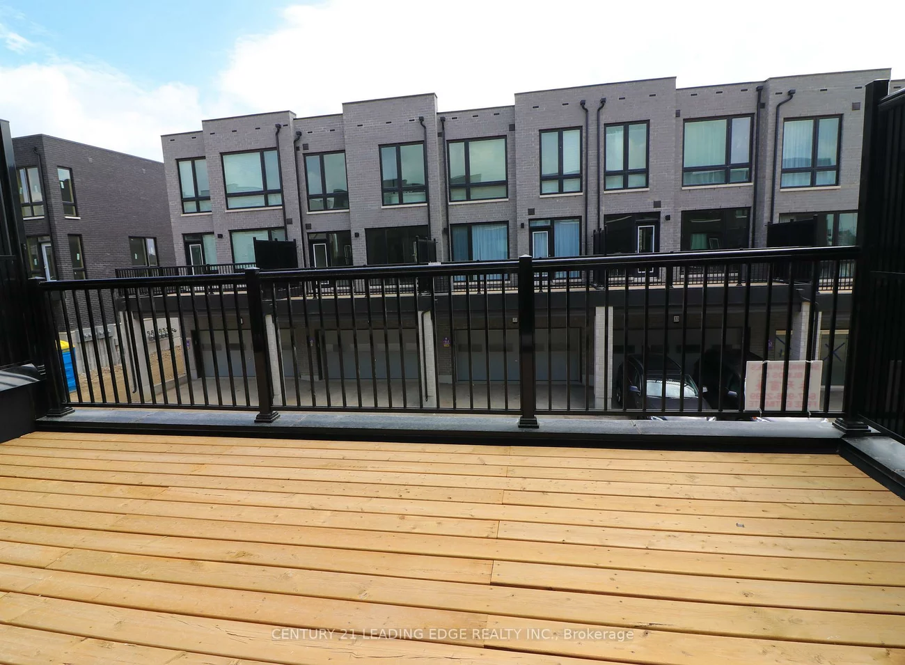 30, Hammersmith, Victoria Square, Markham