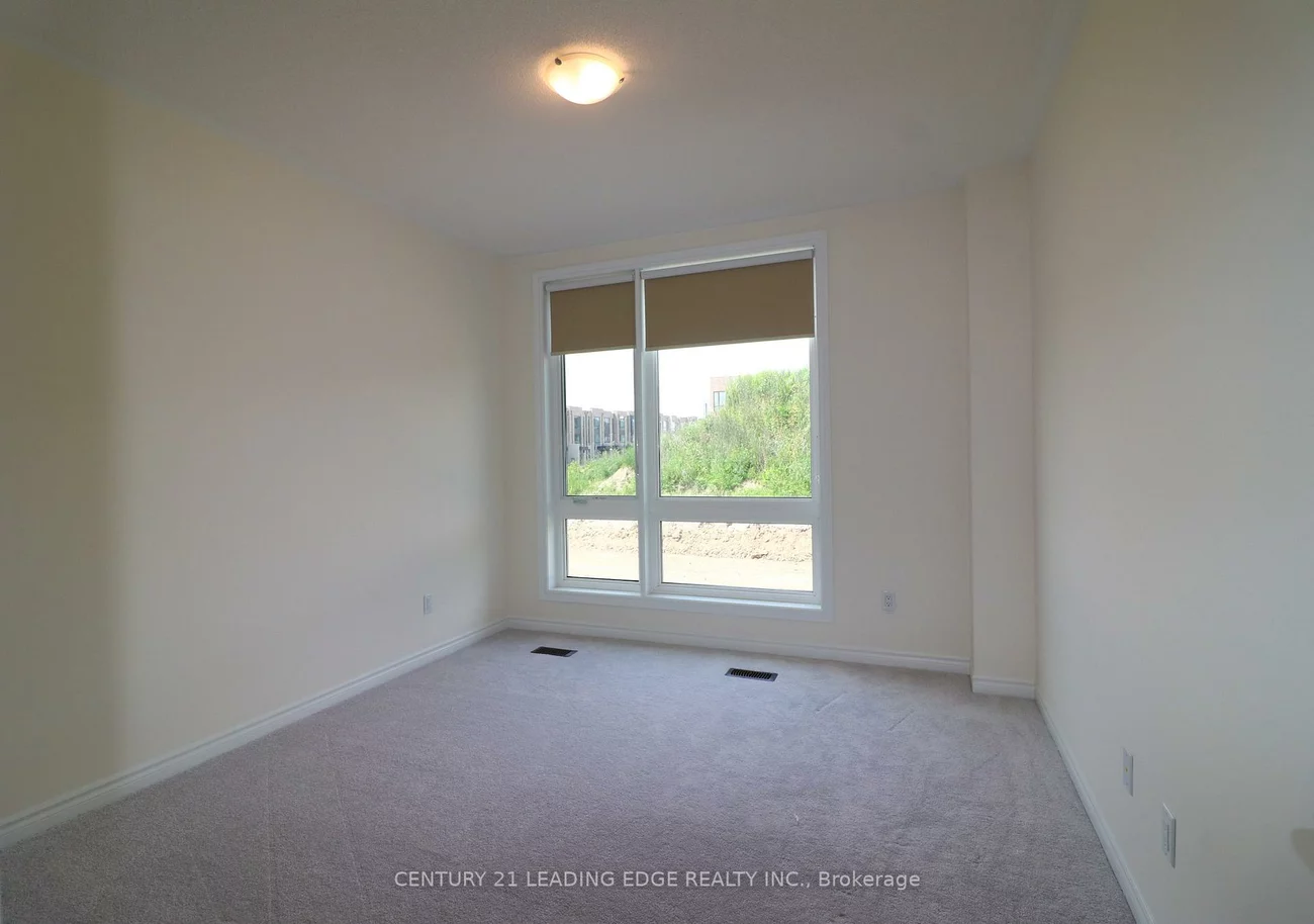 30, Hammersmith, Victoria Square, Markham