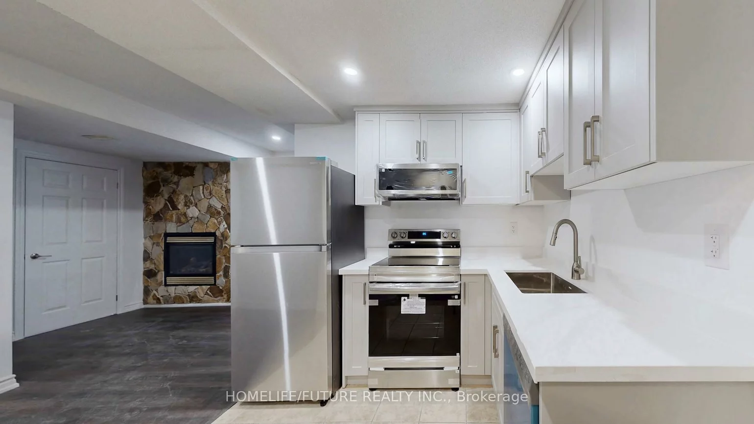 75, Silver Rose, Cachet, Markham