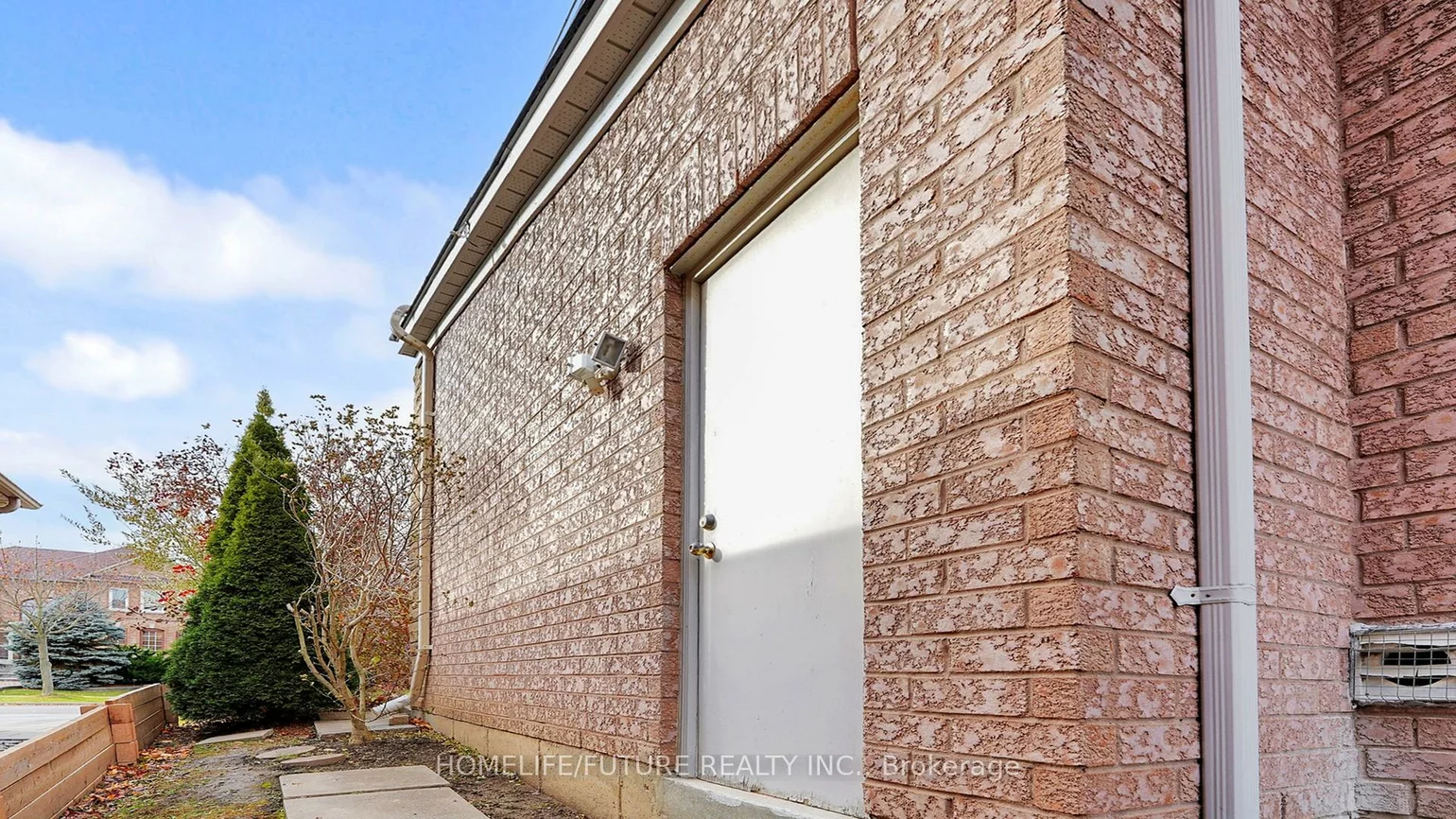 75, Silver Rose, Cachet, Markham