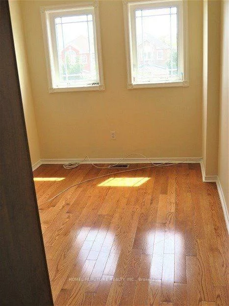 105, Kruger, Middlefield, Markham