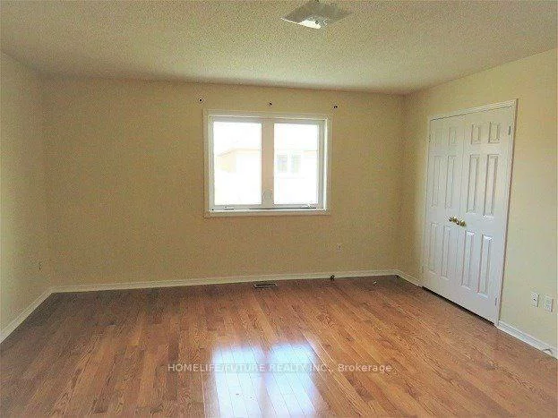 105, Kruger, Middlefield, Markham