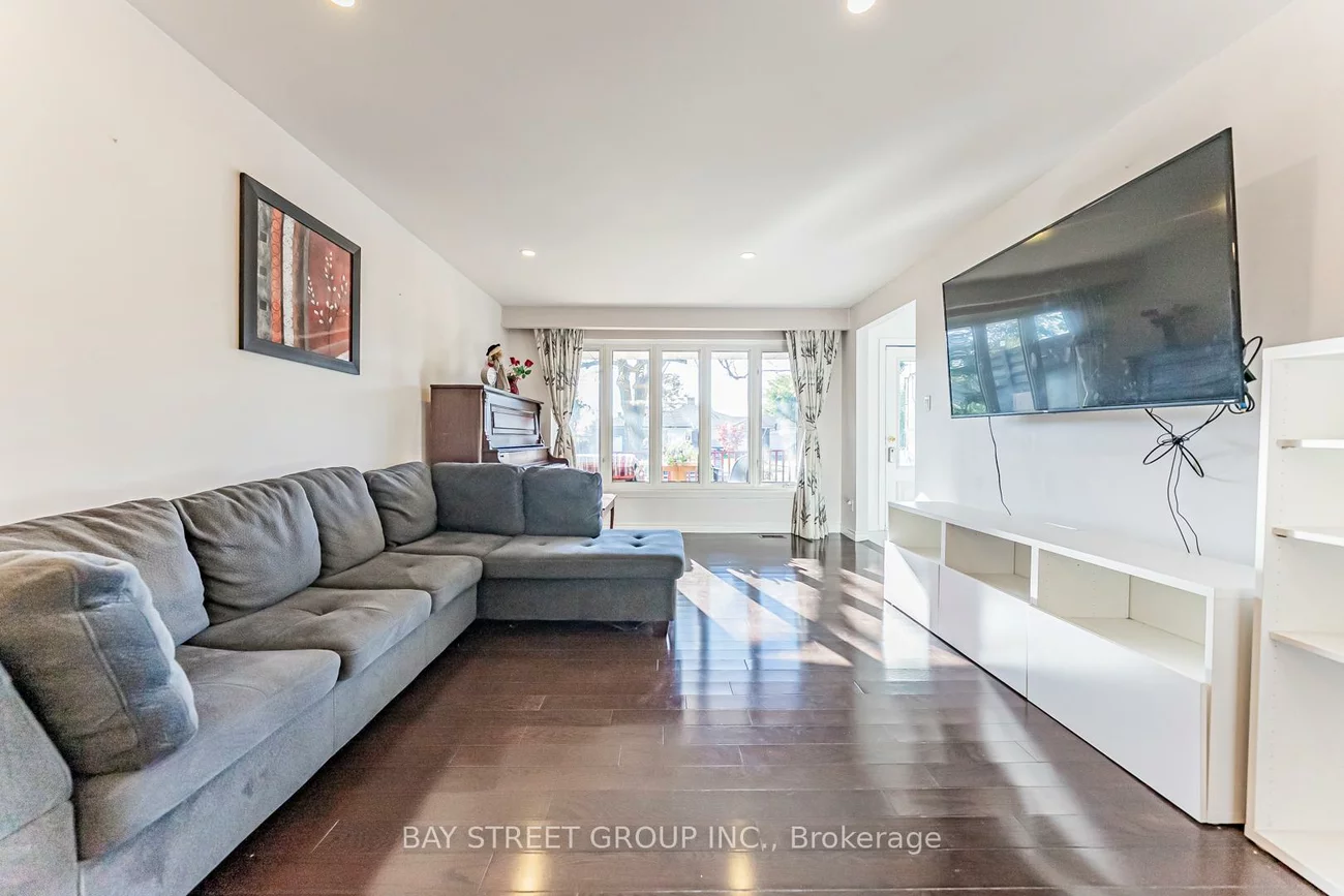 43, Sherwood Forest, Bullock, Markham