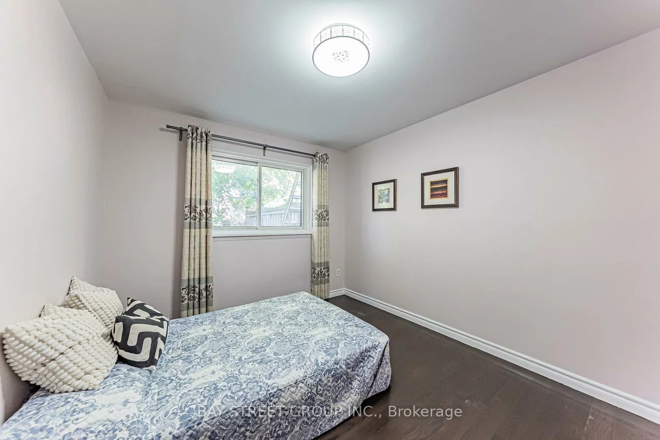 43, Sherwood Forest, Bullock, Markham