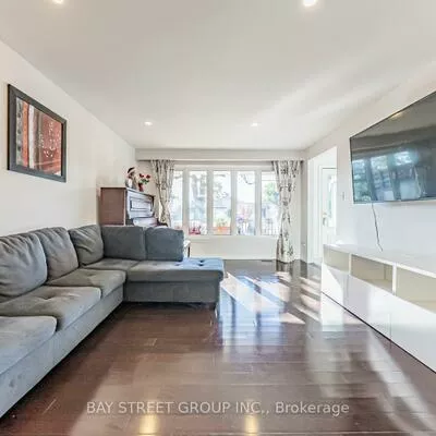 43, Sherwood Forest, Bullock, Markham