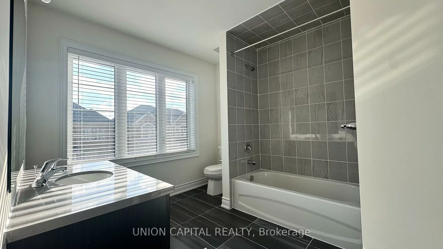 63, Erintol, Cedarwood, Markham