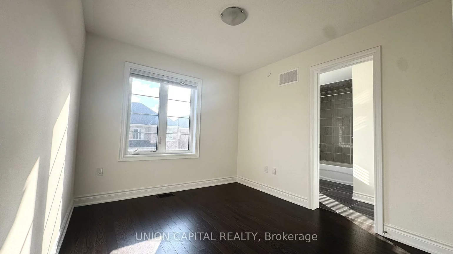 63, Erintol, Cedarwood, Markham