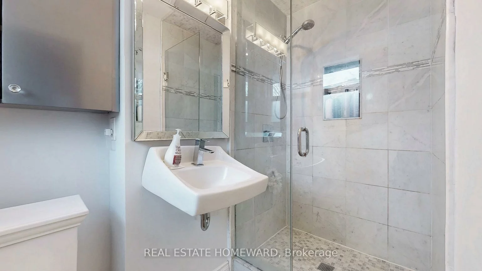 34, Delair, Grandview, Markham