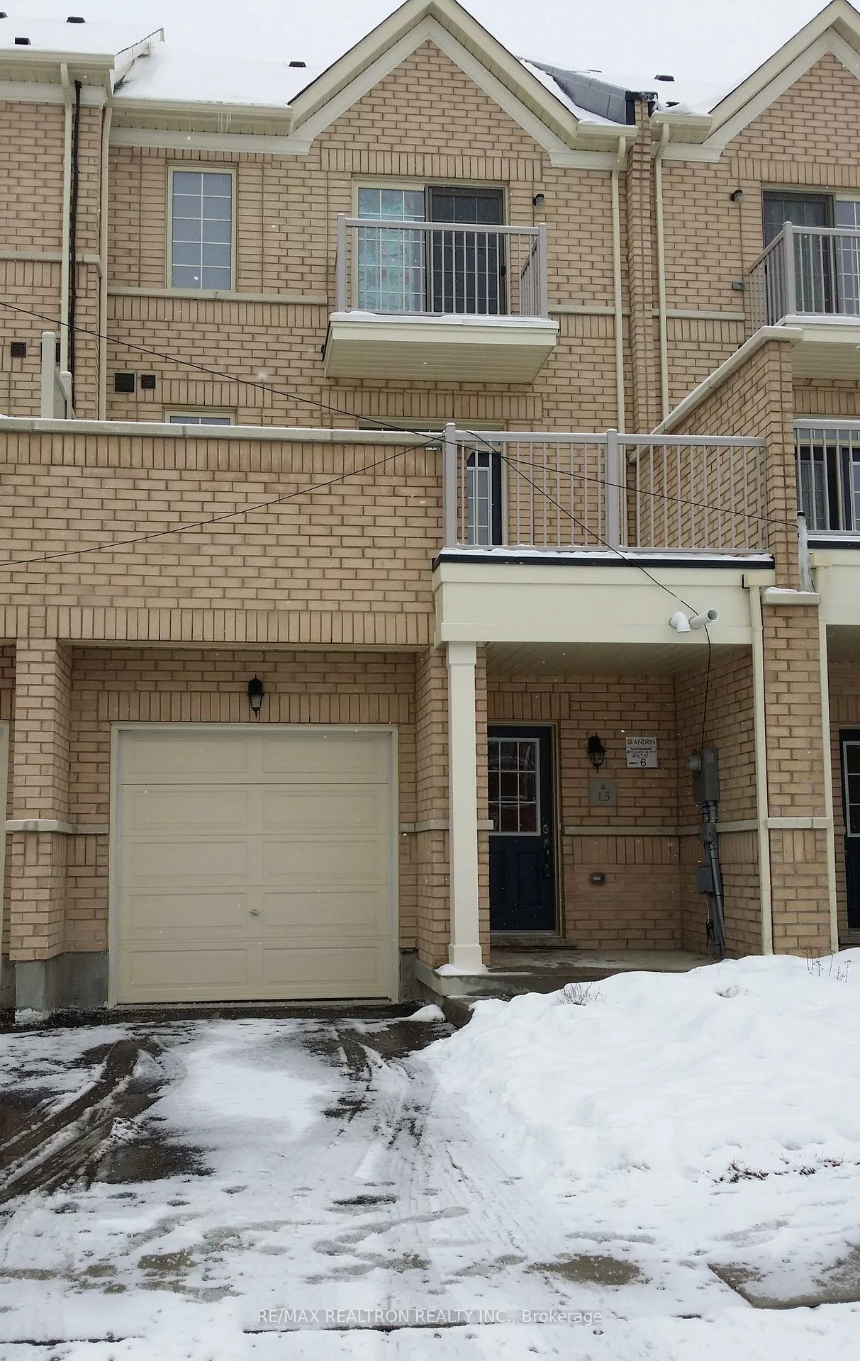 15, Cathedral High, Cathedraltown, Markham