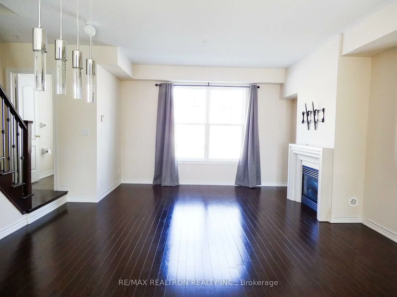 15, Cathedral High, Cathedraltown, Markham