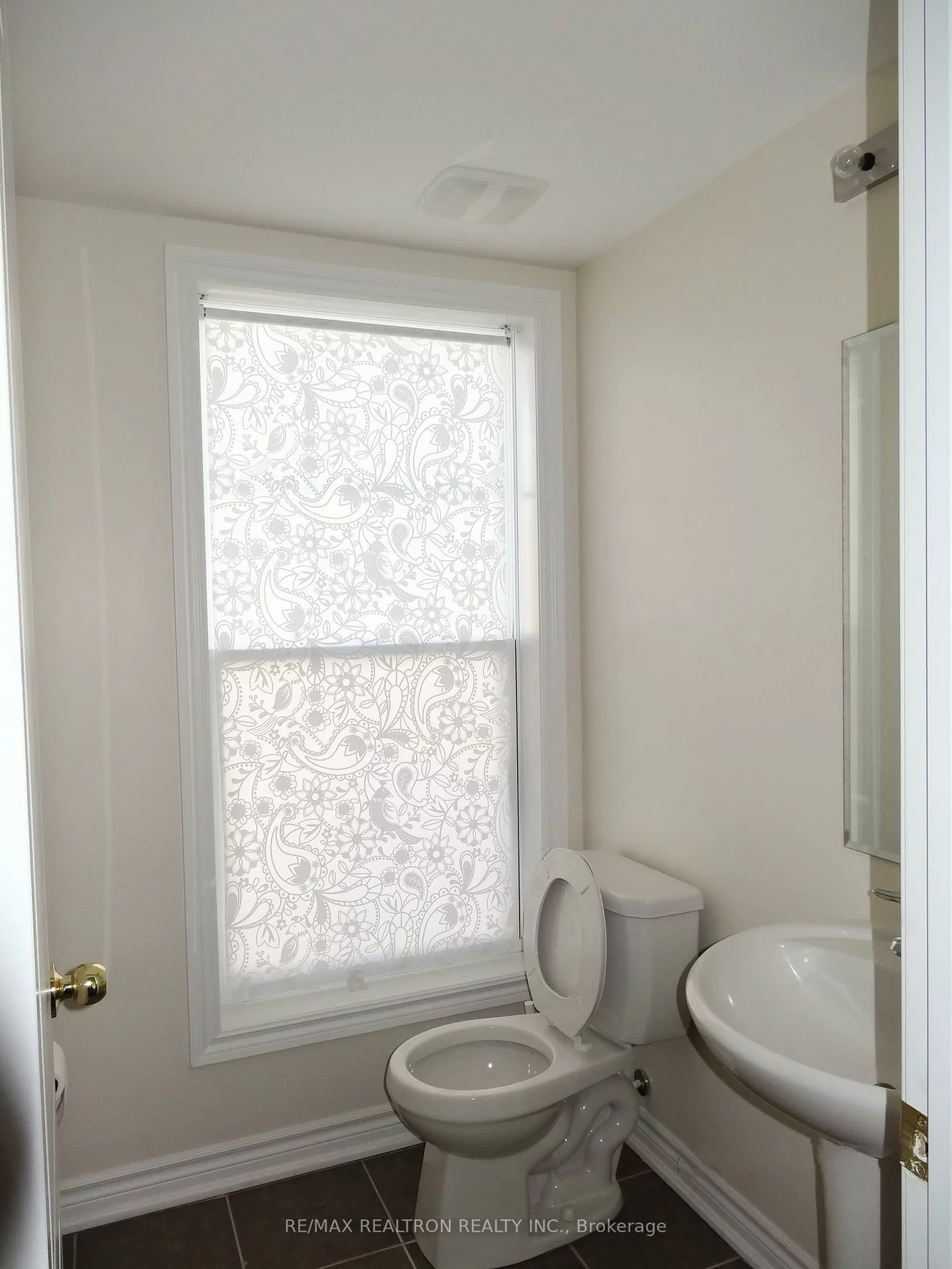 15, Cathedral High, Cathedraltown, Markham