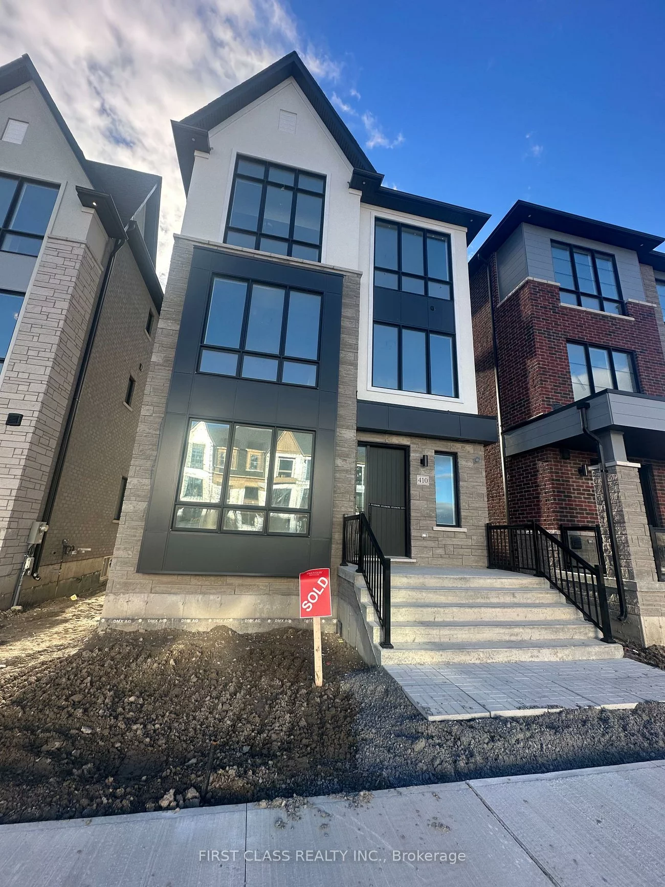 410, York Downs, Cachet, Markham