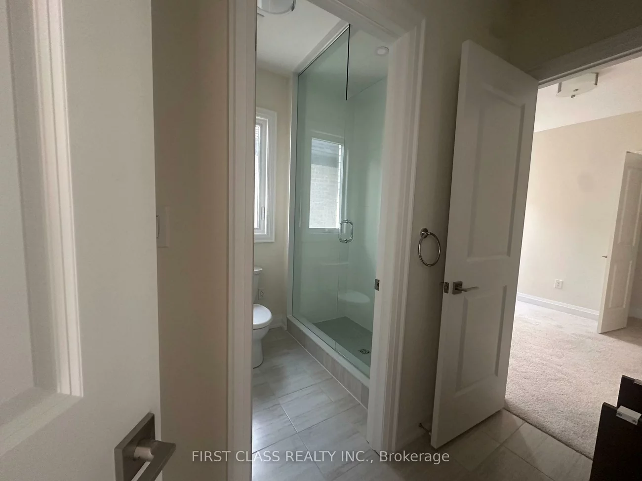 410, York Downs, Cachet, Markham