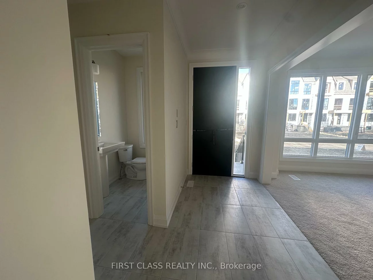 410, York Downs, Cachet, Markham