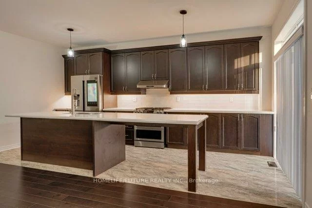 3, Reddington, Cedarwood, Markham