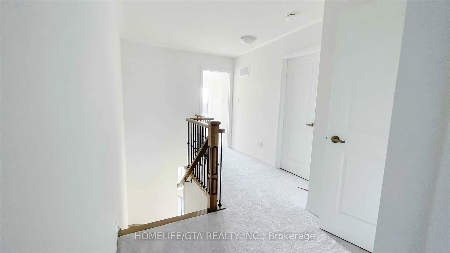 37, Saigen, Box Grove, Markham