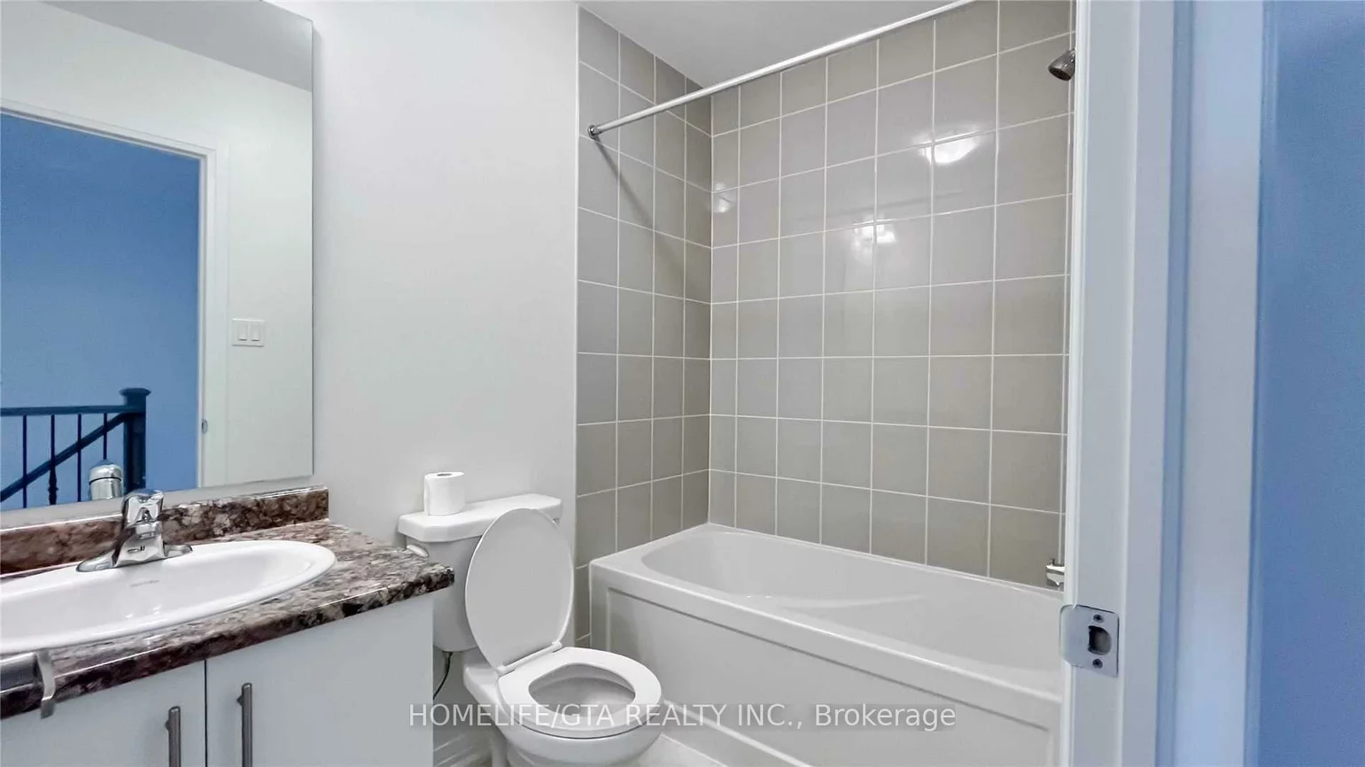 37, Saigen, Box Grove, Markham