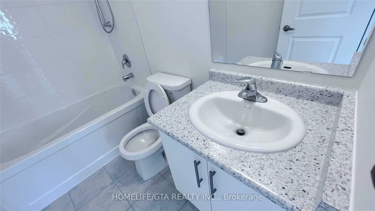 37, Saigen, Box Grove, Markham