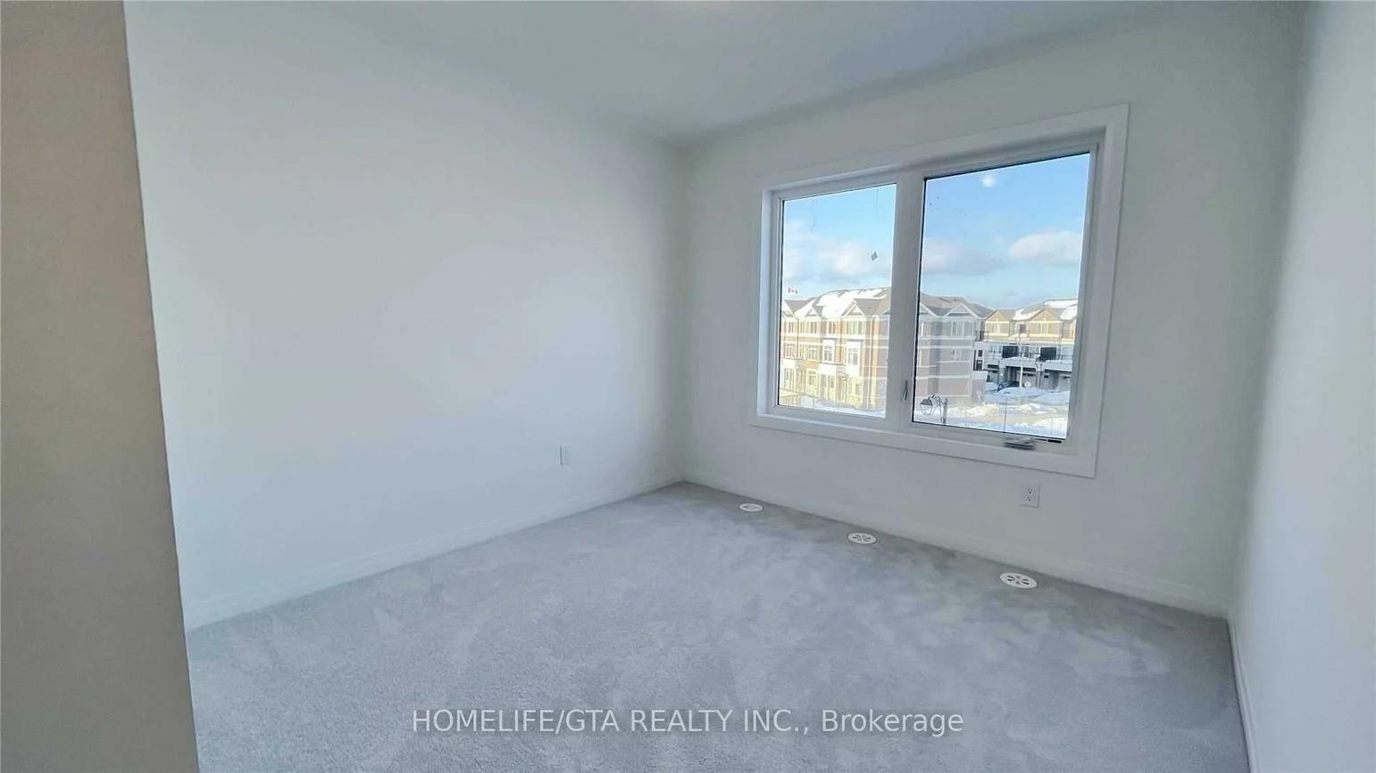 37, Saigen, Box Grove, Markham