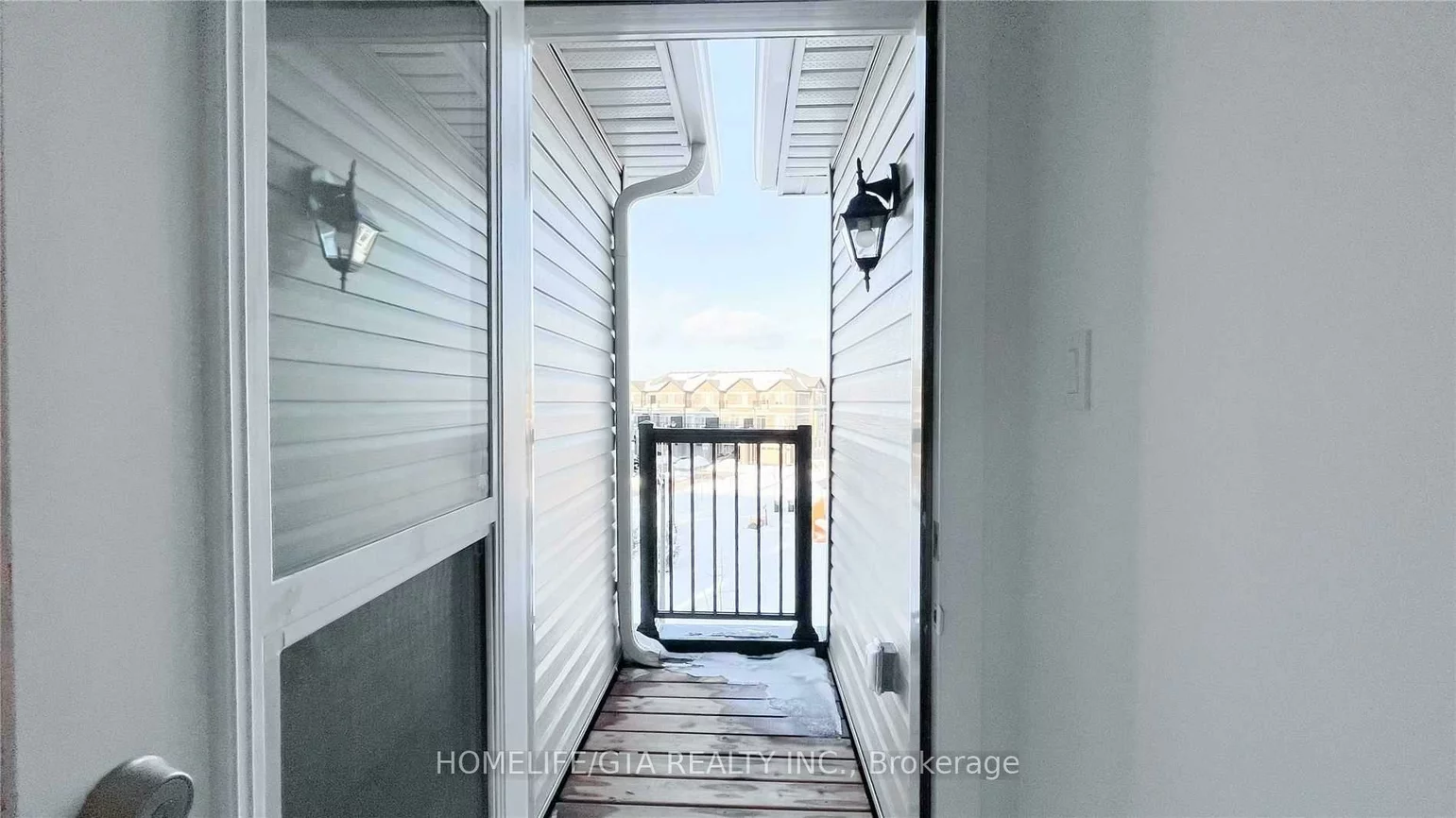 37, Saigen, Box Grove, Markham