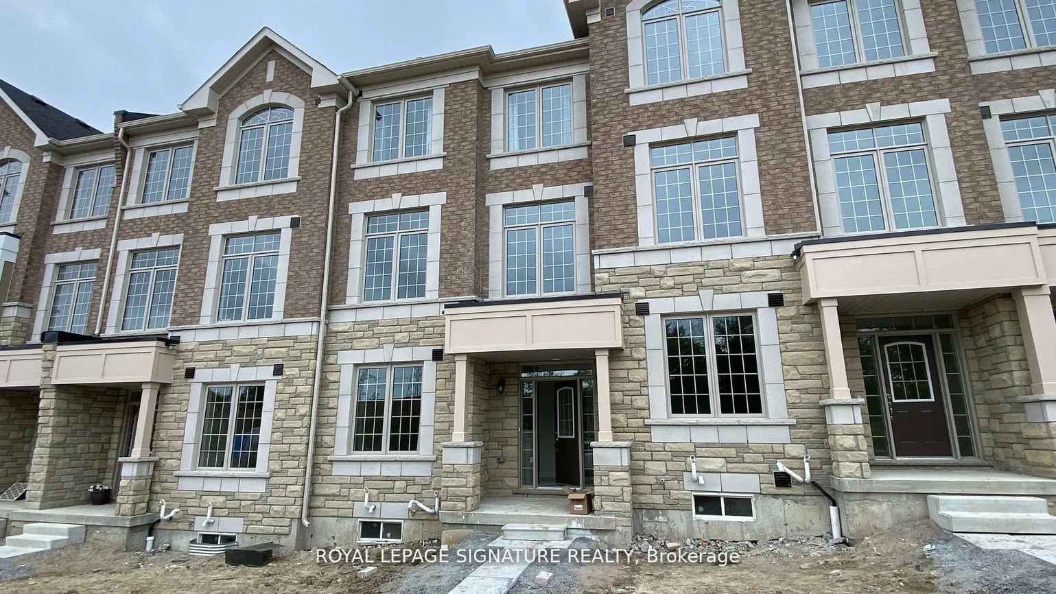 303, Kirkham, Cedarwood, Markham
